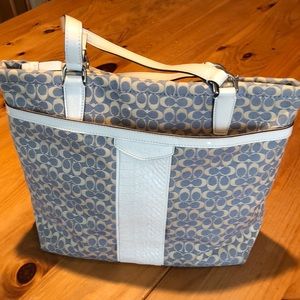 💫 COACH Signature Fabric Tote!